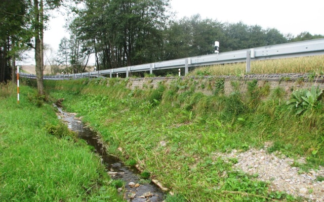 Rozszerzenie i wzmocnienie pobocza w obrębie katastralnym Olešník