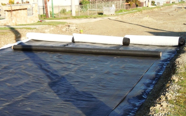 Odprowadzenie wody pod drogą lokalną w Turčianskej Štiavničce