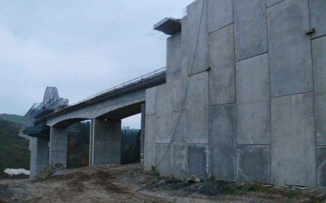 Mostowe przyczółki na D1 koło Spišského Hrhova