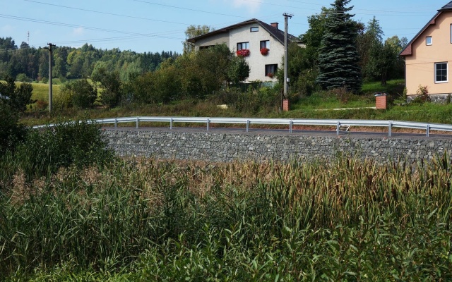 Naprawa osuwiska w miejscowości Chuchelna koło Semil za pomocą modułowego systemu oporowego