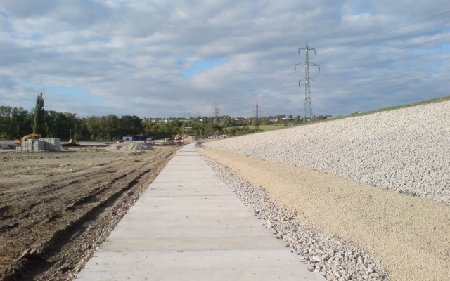 Wzmocnienie dna zbiornika sedymentacyjnego cukrowni w Dobrovicach