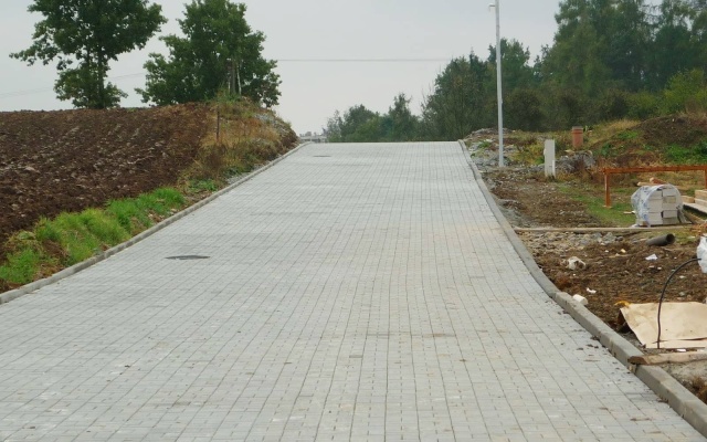 Zwiększenie nośności podłoża pod drogą lokalną w Letovicach