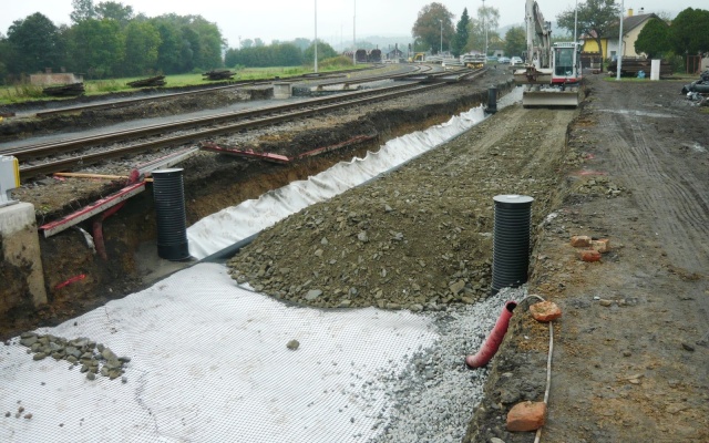 Stabilizacja podłoża pod linią kolejową w Bylnicy