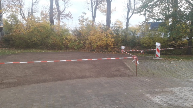 Rozszerzenie miejsc parkingowych za pomocą płyt trawnikowych