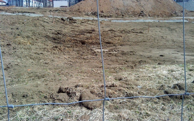 Konstrukcja oporowa pod posadowienie domu handlowego w Boskovicach