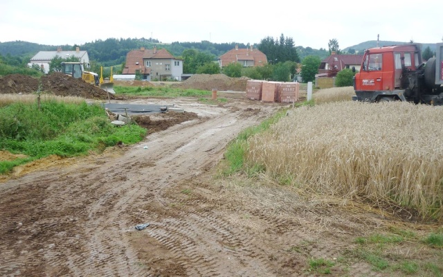 Zwiększenie nośności podłoża pod drogą lokalną w Letovicach