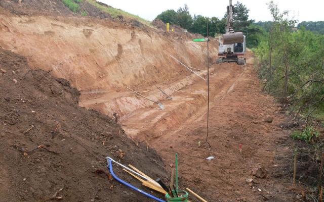 Modyfikacja nachylonej działki w Lelekovicach