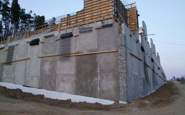 Mostowe przyczółki na D1 koło Spišského Hrhova