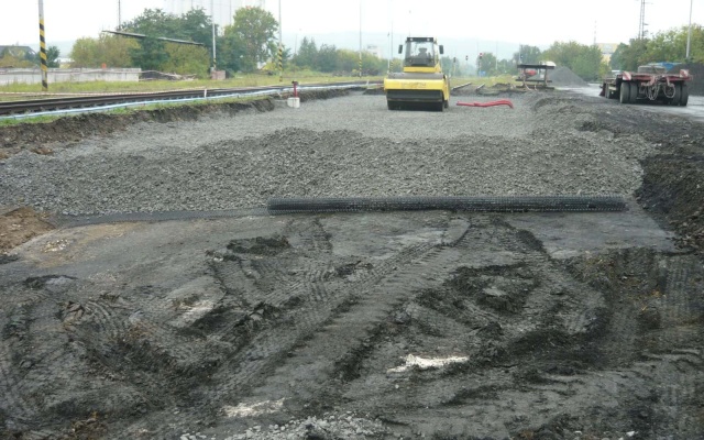 Rekonstrukcja toru podczas budowy terminalu transportowego w Uherském Brodě