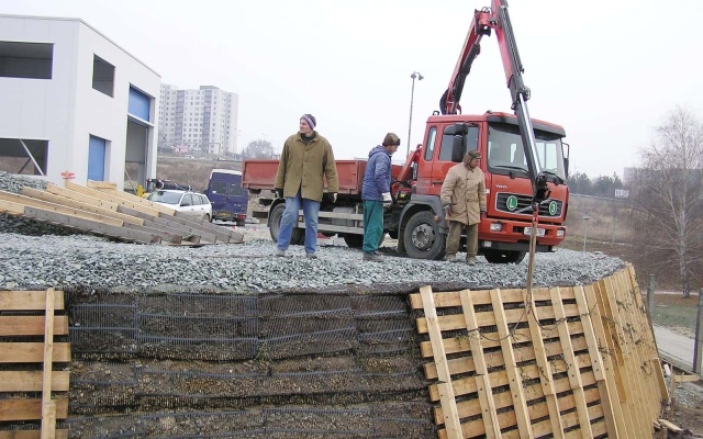 Rozszerzenie działki kompleksu komercyjnego w Brnie