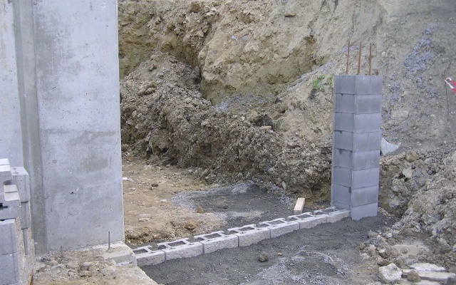 Mur oporowy na linii kolejowej Třebovice – Rudoltice