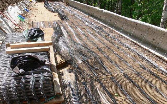 Sanacja niestabilnego zbocza przy drodze I/19 w Přibyslavi