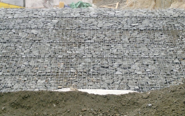 Sanacja osuwiska stoku przy drodze II/237 w Novém Strašecí