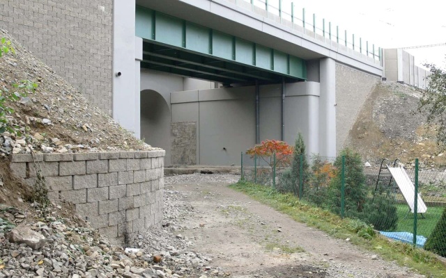 Mur oporowy na linii kolejowej Třebovice – Rudoltice