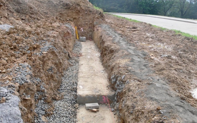 Liberec, mur oporowy na terenie parku VGP