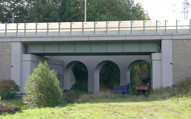Mur oporowy na linii kolejowej Třebovice – Rudoltice