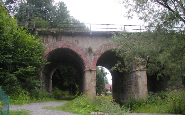 Mur oporowy na linii kolejowej Třebovice – Rudoltice