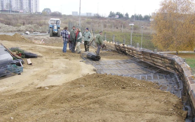 Rozszerzenie działki kompleksu komercyjnego w Brnie