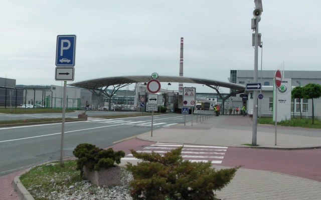 Wzmocnienie warstw parkingu na terenie Škoda w Mladá Boleslav