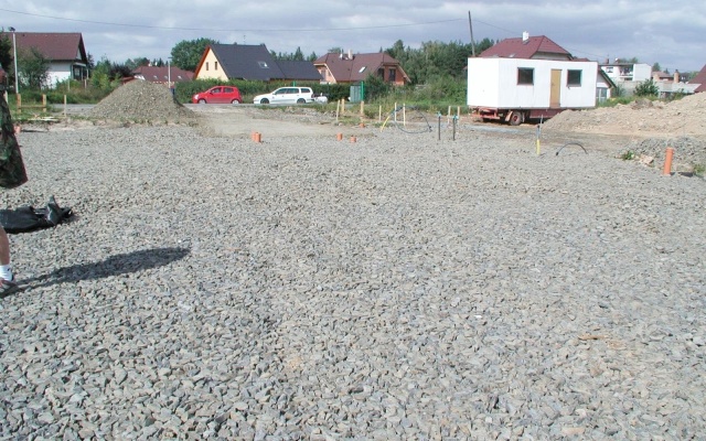 Posadowienie zespołu mieszkaniowego Srbín