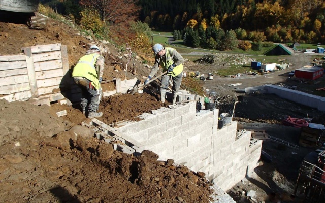 Portál drenażowej sztolni przy zbiorniku Šance