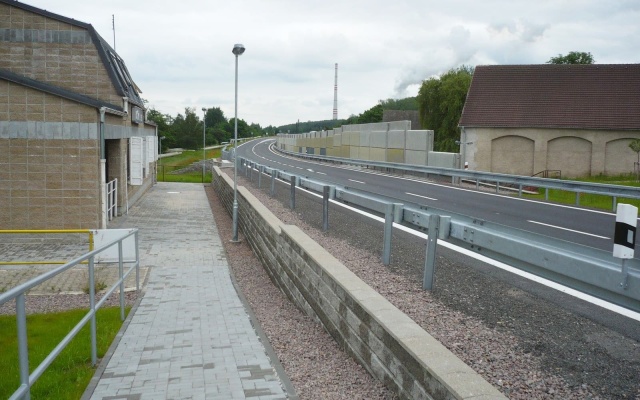 Mury oporowe w systemie Tensartech TW1 w Chvaleticach