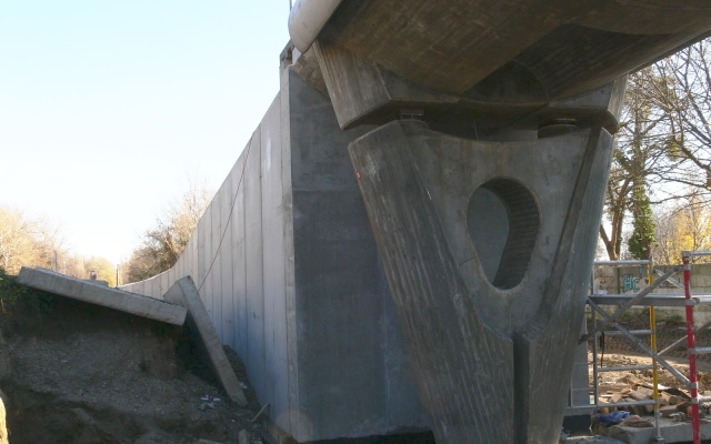 Bratysława, system nośny komunikacji miejskiej, rampa dla rowerzystów