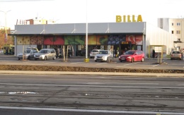 Wzmocnienie warstw podbudowy pod parkingiem w Koszycach