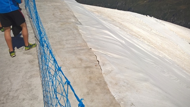 Vykorzystanie białej geotekstyliów jako ochrona lodowców