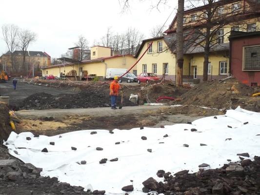 Europejskie podejścia do rozwiązań separacji z wykorzystaniem nietkanych geowłóknin