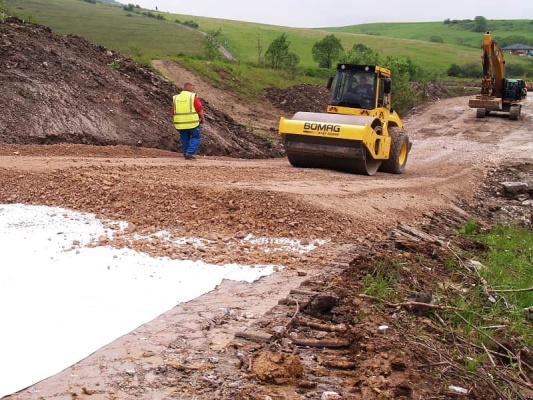 Europejskie podejścia do rozwiązań separacji z wykorzystaniem nietkanych geowłóknin