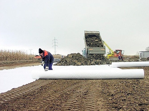 5 pytań przy zakupie geotekstyliów (lub innego geosyntetyku)