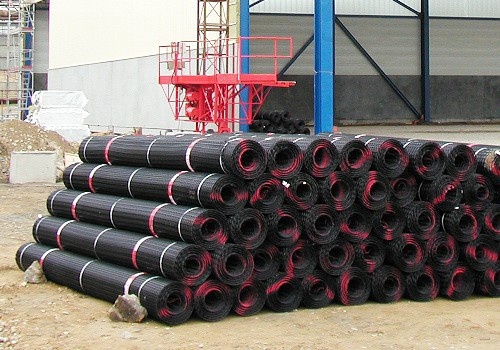 Manipulacja, składowanie i inne wytyczne dotyczące postępowania z geosyntetykami