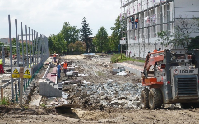 Stabilizacja podłoża gruntowego boiska do siatkówki w Kyjowie
