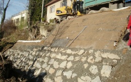 Sanacja osuwiska lokalnej drogi w Louce u Ostrohu