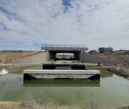 Wzmocnione skrzydła mostu na autostradzie D35, Časy – Ostrov