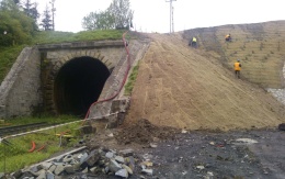 Zabezpieczenie portalu tunelu w Mostach koło Jablunkova